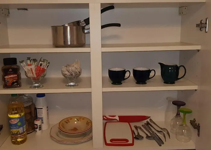 Lovely Double Bed Private In Town